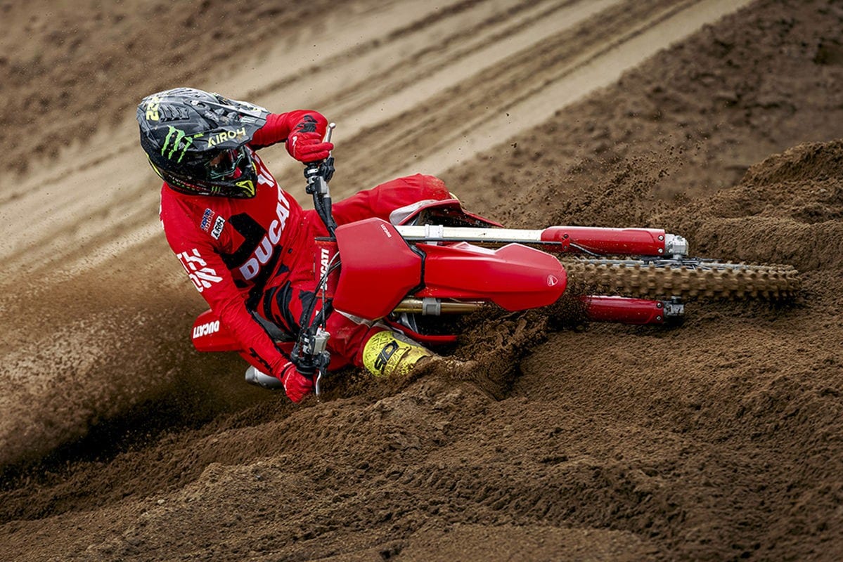 La Ducati Desmo450 MX è il motivo per cui d'ora in avanti sempre più persone compreranno una moto da cross